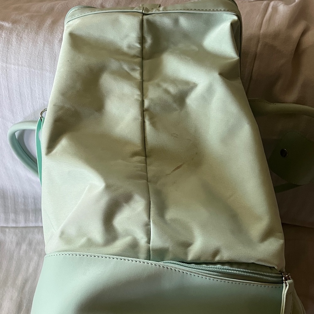 NOBL Weekender Bag in robins egg blue - very small scuff on one side - Picture 5 of 11